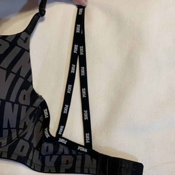 Pink by Victoria's Secret size 32D T-shirt lightly lined black and gray bra - Picture 8 of 8